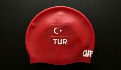 ARENA MİLLİ TAKIM YÜZÜCÜ BONESİ KIRMIZI